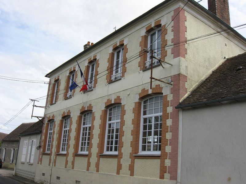 alt_leschauffeursParisiens_Arville_mairie